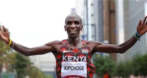 Mengenal Lebih Jauh Eliud Kipchoge, Pelari dengan Filosofi “No Human is Limited” Mengenal Lebih Jauh Eliud Kipchoge, Pelari dengan Filosofi No Human is Limited - info care free day