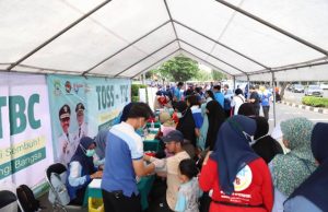 Warga Tangerang Antusias Ikuti Skrining TBC di Car Free Day