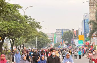 CFD Margonda Depok Ramai Dipadati Warga, Cuaca Berubah dari Mendung Jadi Cerah